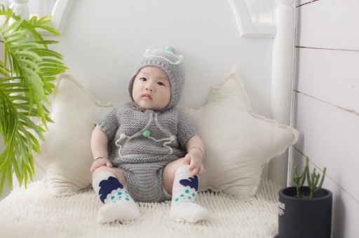 自贡宝宝几个月可以把尿